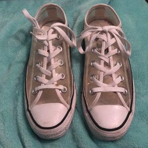Size 6 Converse